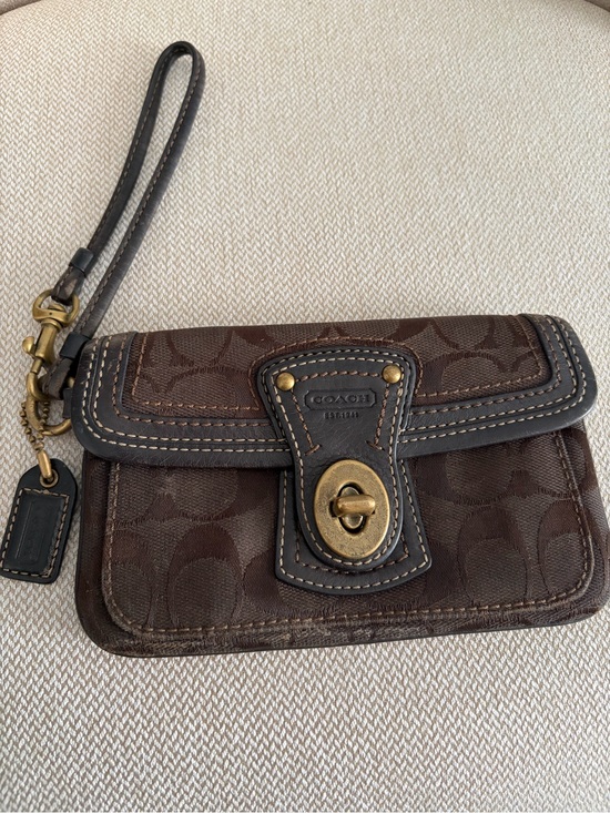 Coach Accessories - Coach Legacy Signature Jacquard Turnlock Wristlet